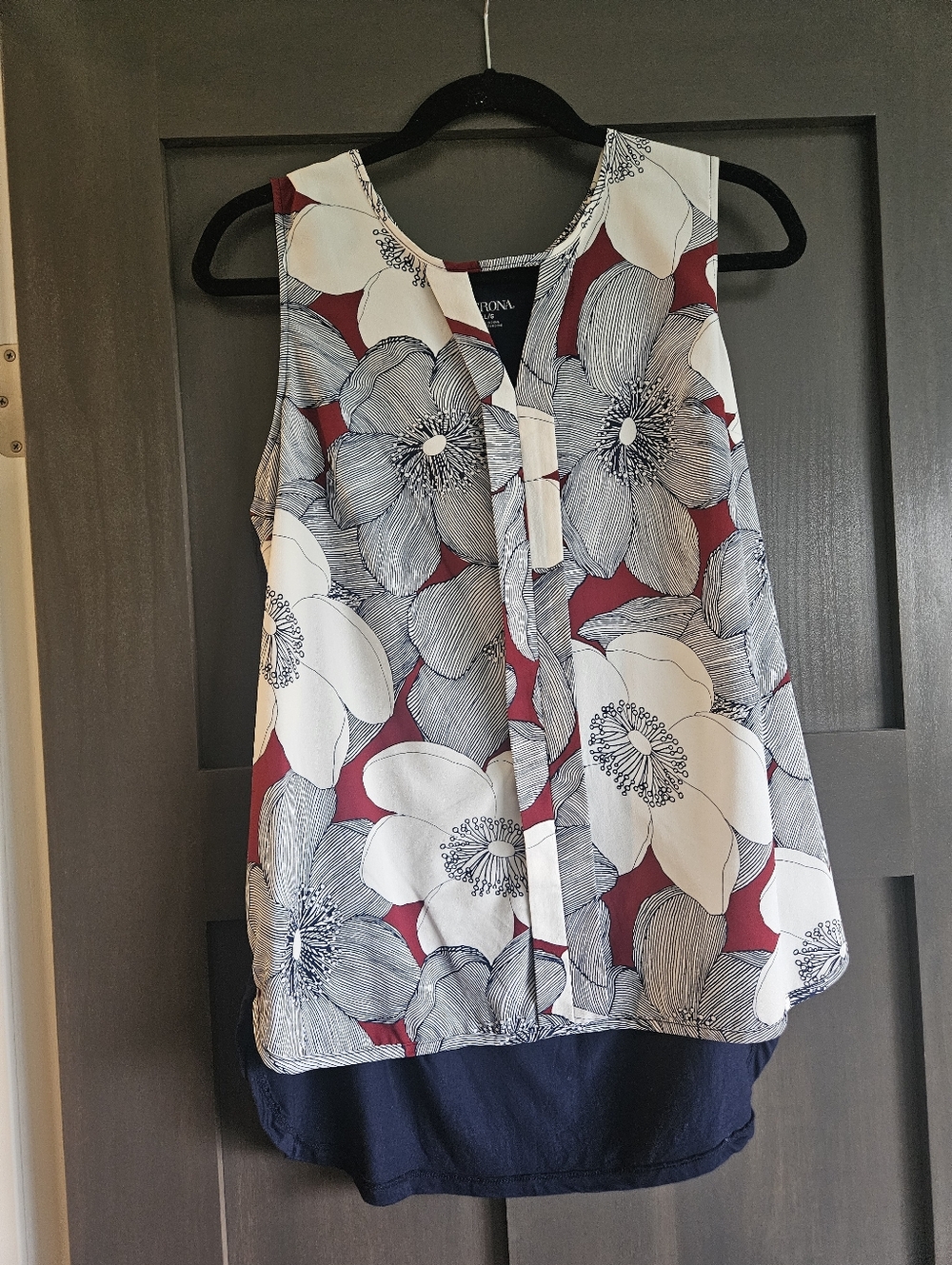 Merona Floral Mixed-Color Sleeveless Tank Top in Red, White & Navy